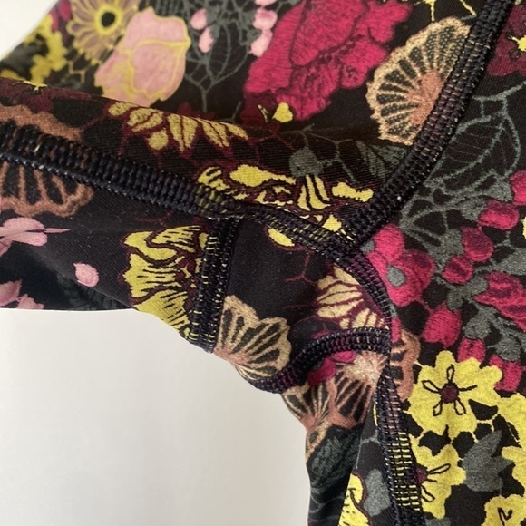 Lululemon Wunder Under Hi-Rise Tight 28" Fluorolace Multi - Picture 4 of 9